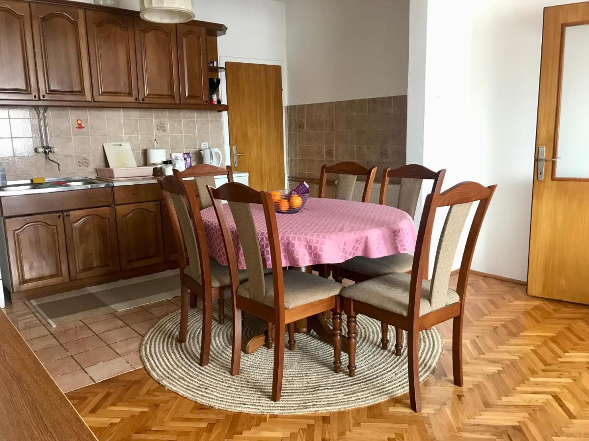 Apartmani Rada Требинье Экстерьер фото